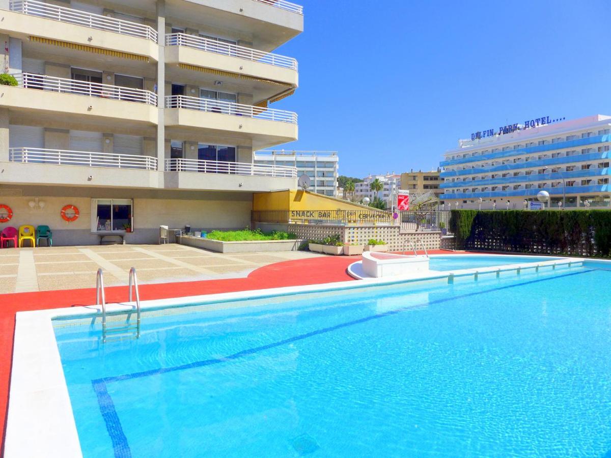 Rentalmar Zahara family suites Salou Bagian luar foto