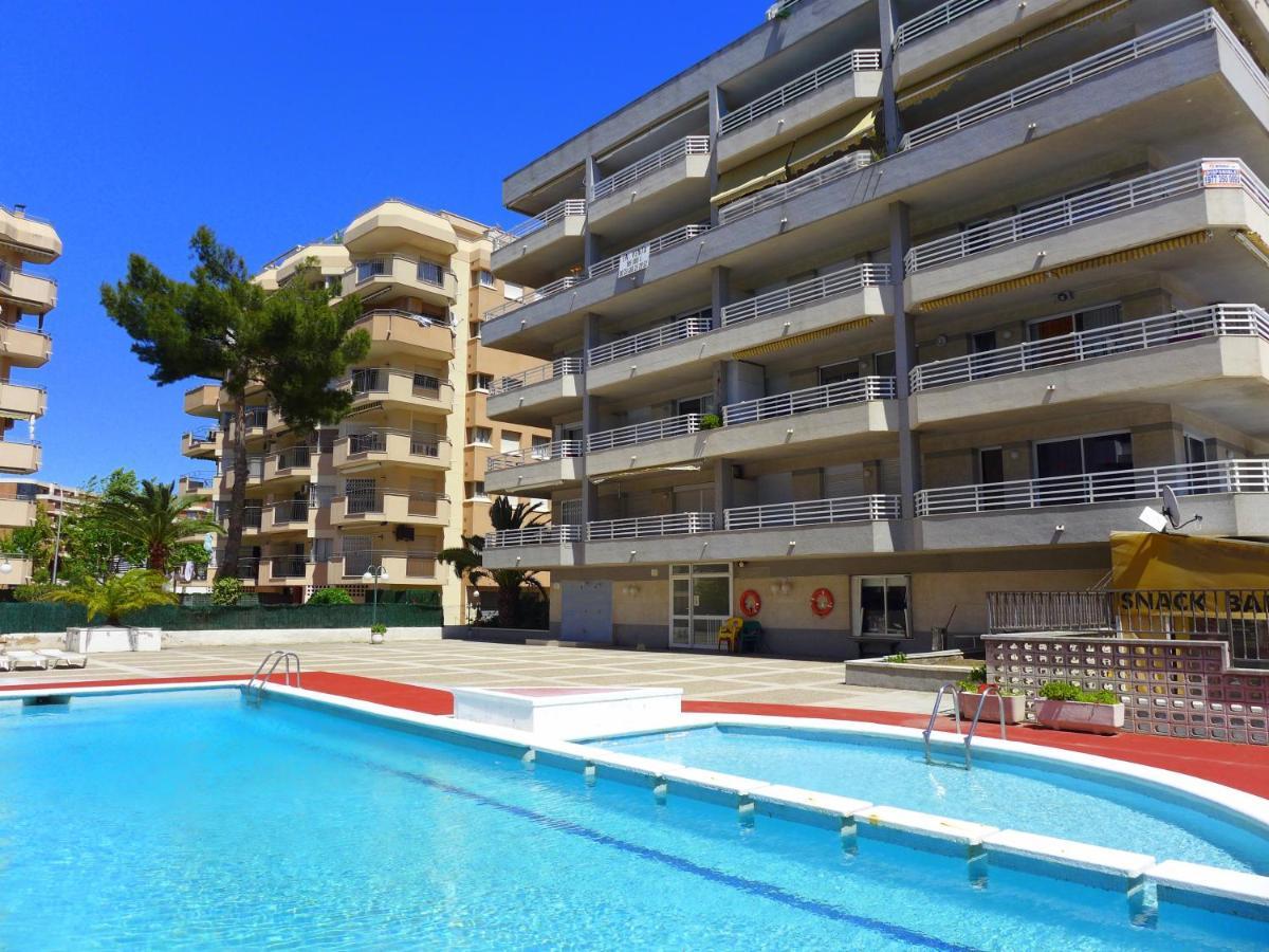 Rentalmar Zahara family suites Salou Bagian luar foto