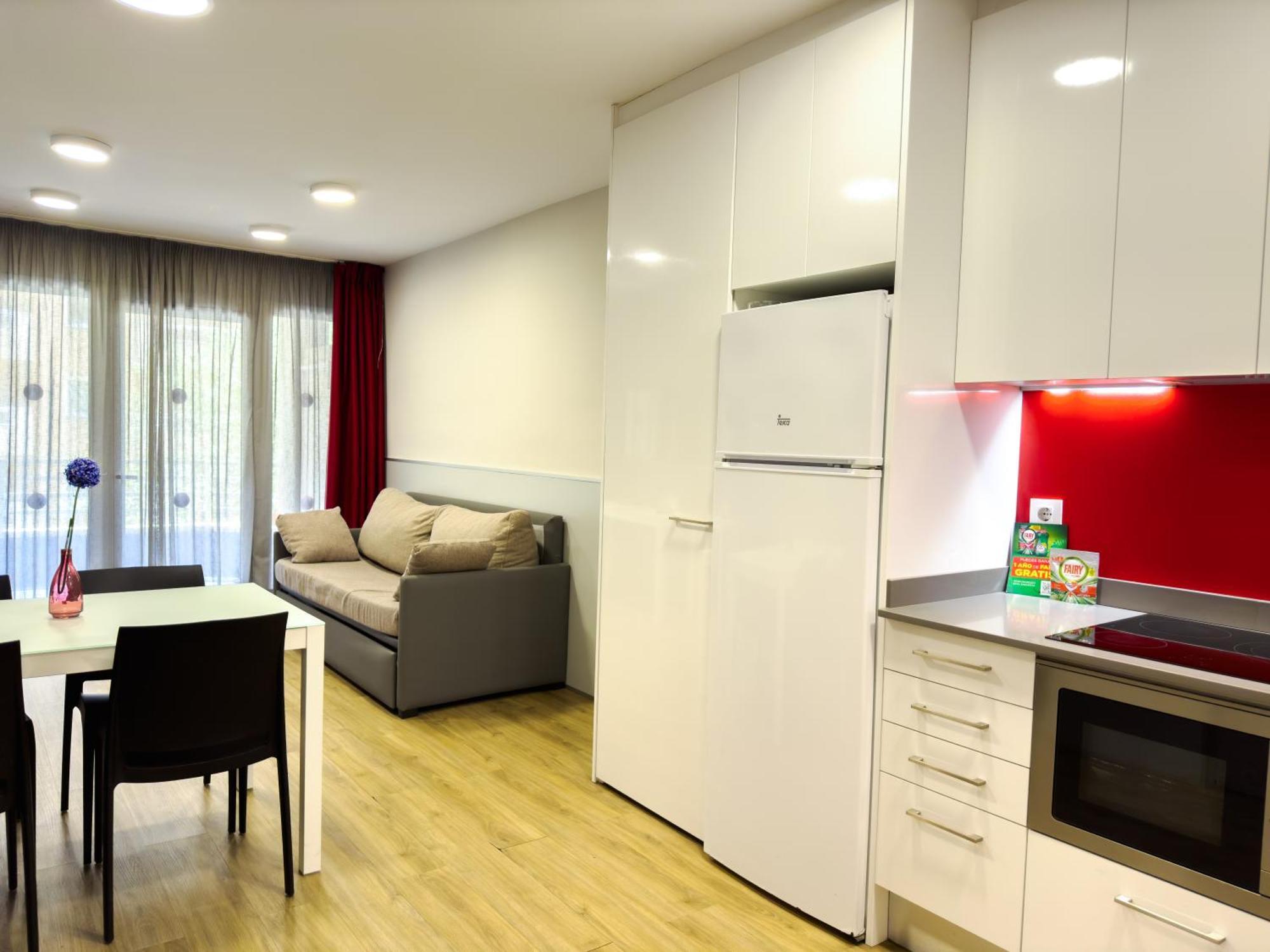 Rentalmar Zahara family suites Salou Bagian luar foto